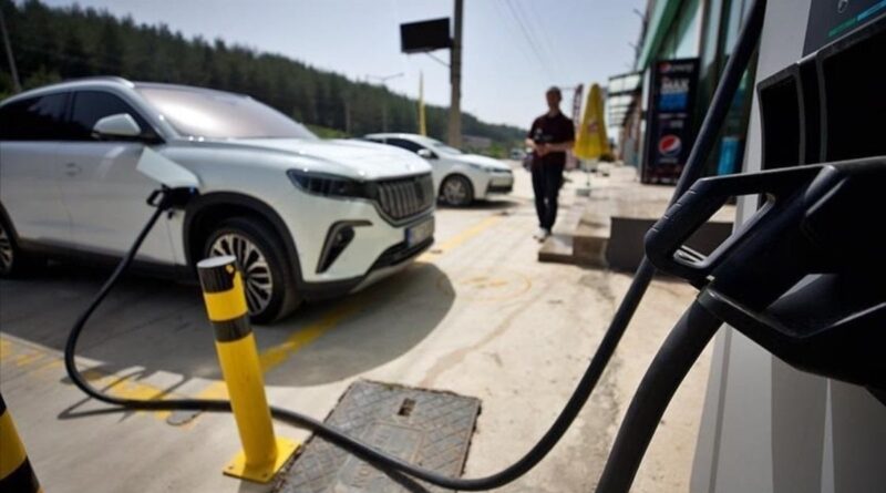 Türkiye’de Elektrikli Otomobil Devrimi Hız Kesmiyor: Parkur 400 Bine Yaklaşıyor