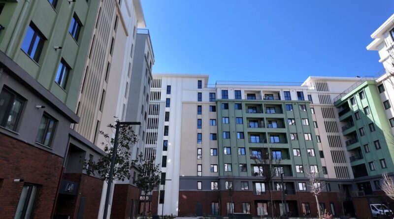 Tozkoparan Kentsel Dönüşümünde İlk Etaplar Tamamlandı: Bakan Kurum Anahtar Teslimlerini Duyurdu Tozkoparan Kentsel Dönüşümünde İlk Etaplar Tamamlandı: Bakan Kurum Anahtar Teslimlerini Duyurdu