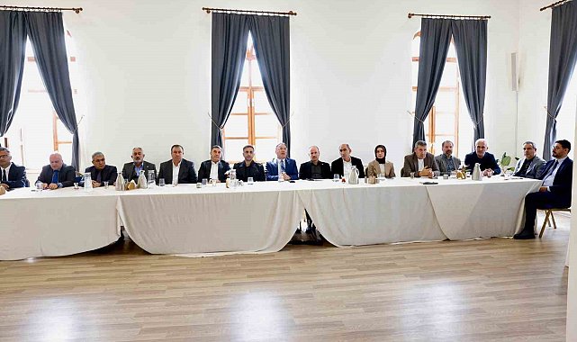 Diyarbakır Tarım ve Hayvancılıkta Yeni Bir Dönem İçin Yol Haritasını Belirledi Diyarbakır Tarım ve Hayvancılıkta Yeni Bir Dönem İçin Yol Haritasını Belirledi