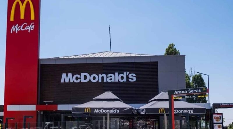 McDonald’s’tan Hizmet Sektöründe Robotik Dönüşüm: Şanghay Restoranı Geleceğe Kapı Araladı