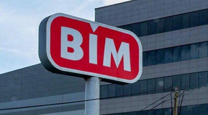 Perakende Devinden Geleceğin Mobilite Ekosistemine Erken Dokunuş: BİM, Akülü Araçlarla Dijital Nesle Sinyal Veriyor Perakende Devinden Geleceğin Mobilite Ekosistemine Erken Dokunuş: BİM, Akülü Araçlarla Dijital Nesle Sinyal Veriyor