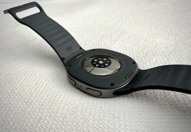 Giyilebilir Teknolojide Kullanıcı Güvenliği Gündemi: Galaxy Watch 8 İddiaları ve Sektörün Sorumluluğu