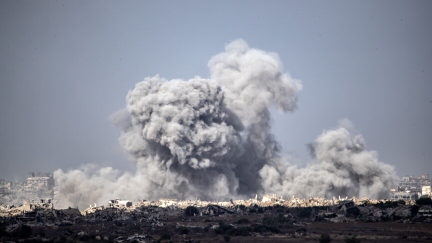Hamas, Gazze Şeridi’ndeki Saldırıları ve İnsani Krizi Arabulucularla Görüştü